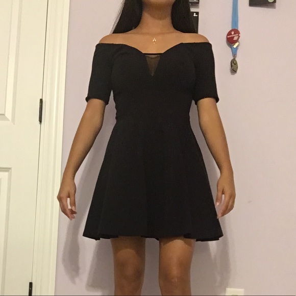 Black GUESS dress - Picture 1 of 4